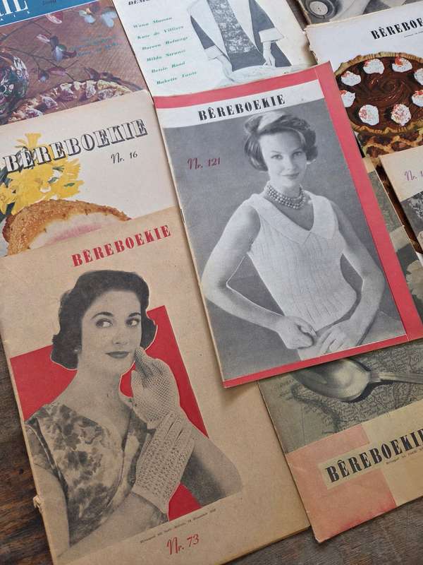 12 x Vintage Sarie Bêreboekies - Vol resepte, patrone en idees - 1950's en 1960's