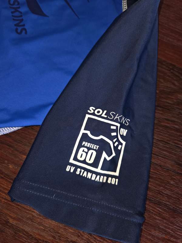 Secondskins swim top - Age 9-10 years