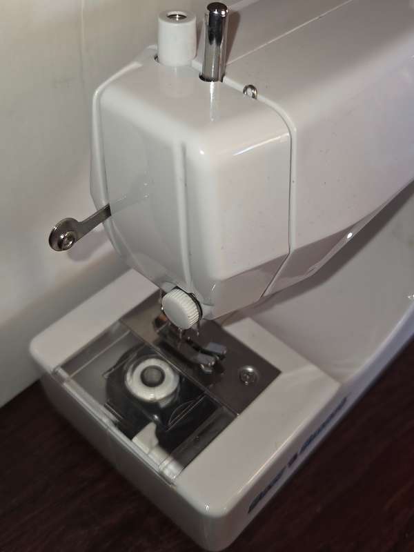 Sew Smart Portable Mini Sewing Machine - Great Quality