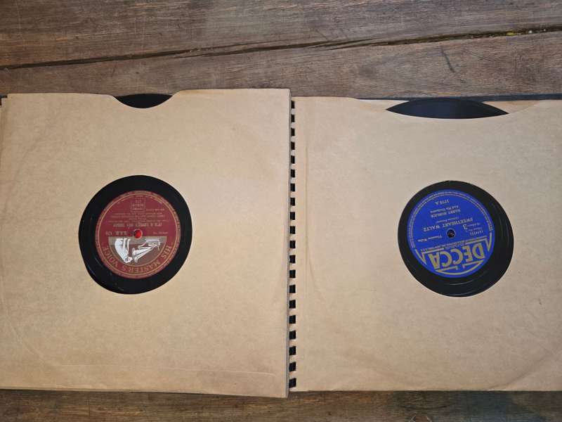 Black Vintage Folder with 10 x Classic Vinyl LP's incl. His Masters Voice, Decca, Parlophone, Beka