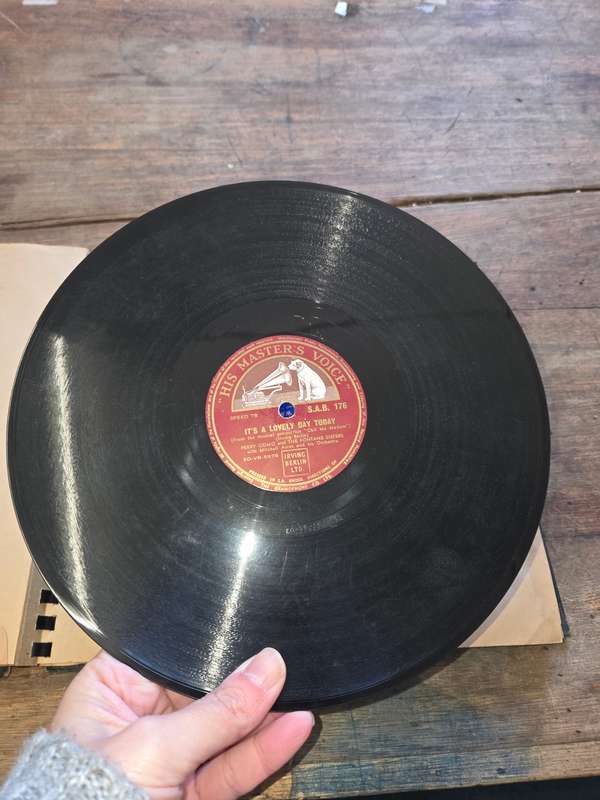 Black Vintage Folder with 10 x Classic Vinyl LP's incl. His Masters Voice, Decca, Parlophone, Beka