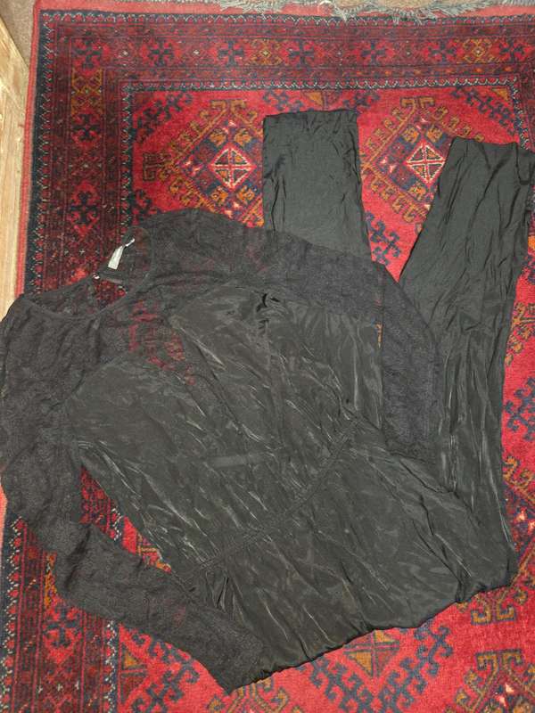 Studio-W Black Jumpsuit with lace detail - Size 8 - Perfect condition - Simply needs to be ironed