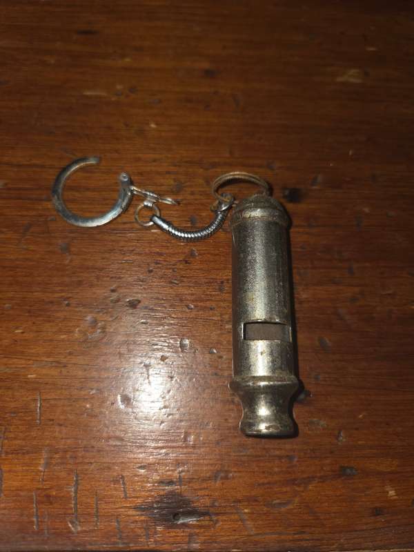 Vintage Yuet Shing Whistle