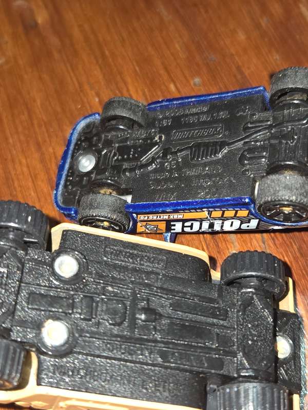2 x Matchbox cars