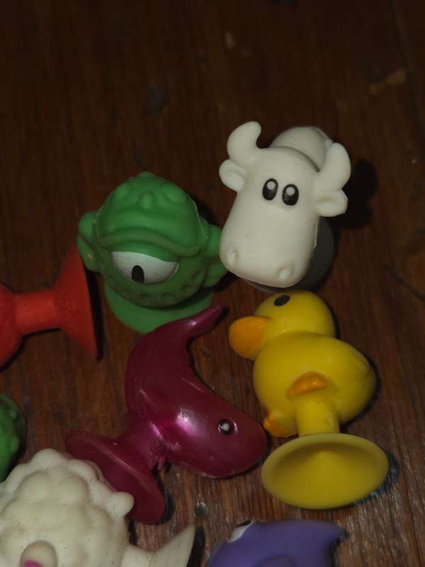 58 x Stikeez
