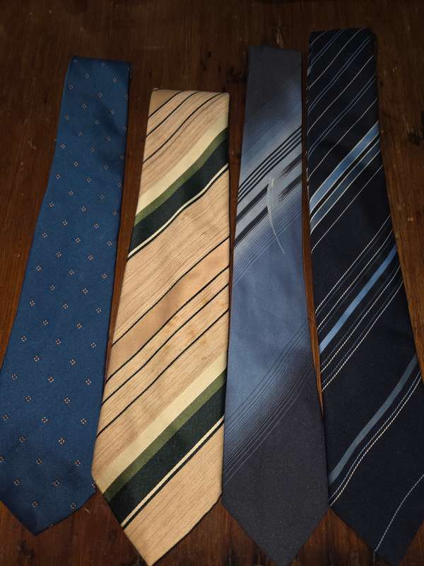 4 x Vintage Ties