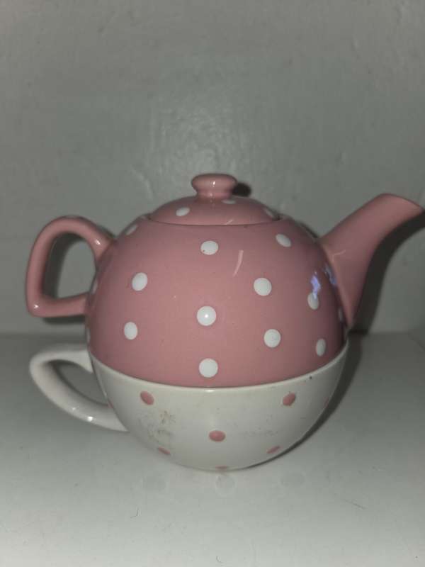 Tea for One - Teapot and Cup set - Pink and white dots