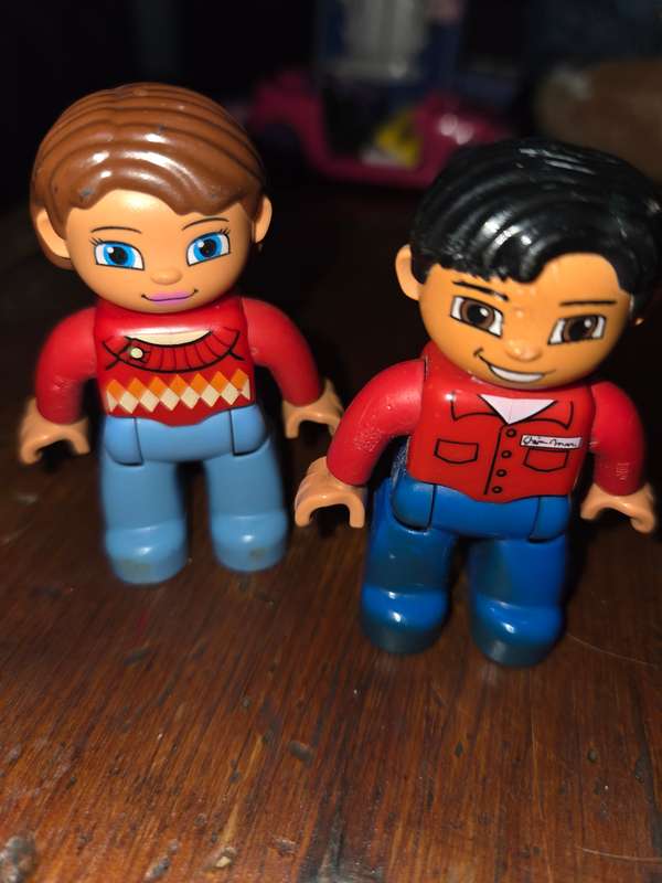 2 x Lego Duplo Figurines