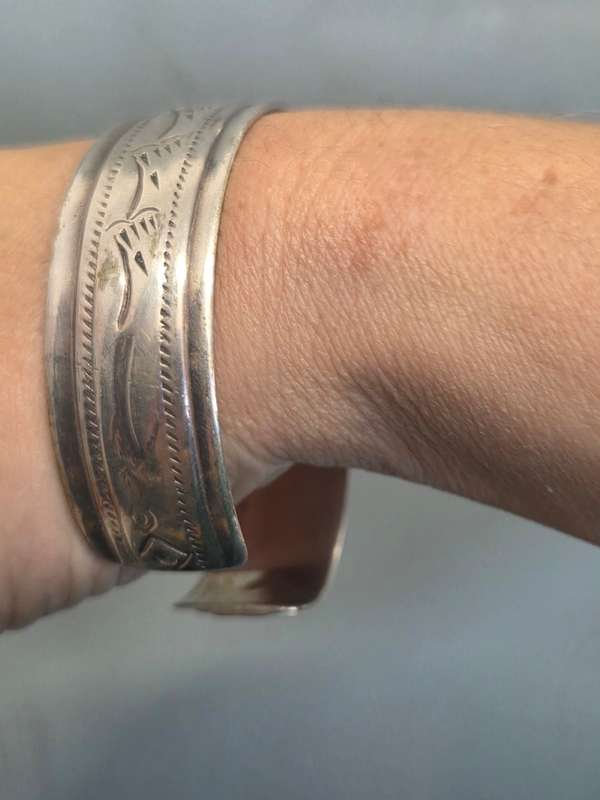 Vintage Hallmarked Sterling Silver Cuff Bracelet