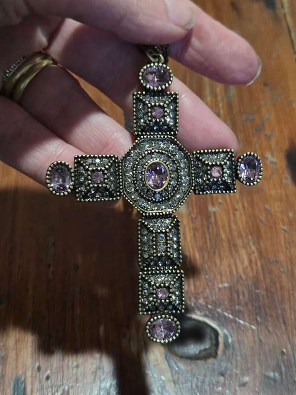 Necklace with Beautiful Cross Pendant
