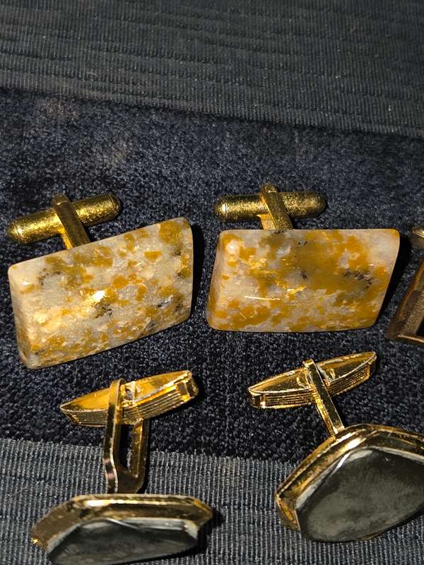 4 Pairs of Vintage Cufflinks
