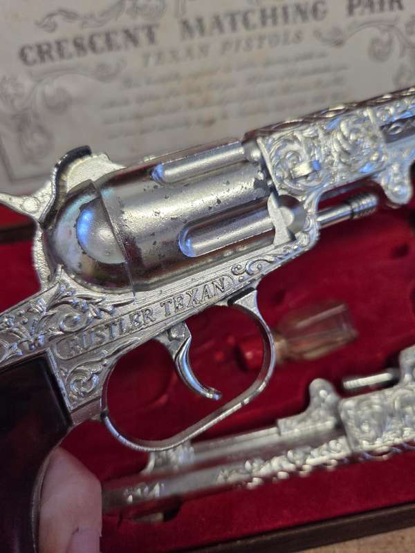 Vintage Crescent Matching Pair Texan Pistols - Cap Guns - Great find!!! In original packaging