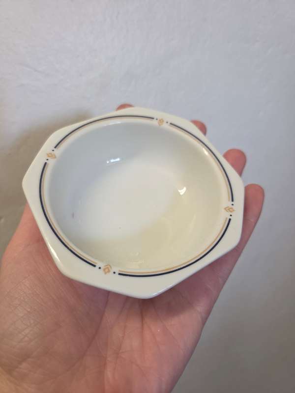 Vintage SAA / SAL small serving dish - Diameter - 9.5cm - South African Airways