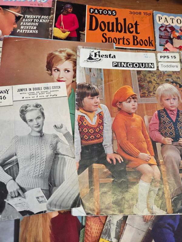 Large lot of Knitting magazines and patterns