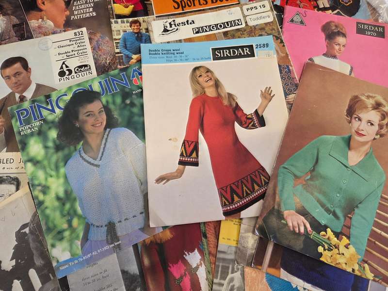 Large lot of Knitting magazines and patterns