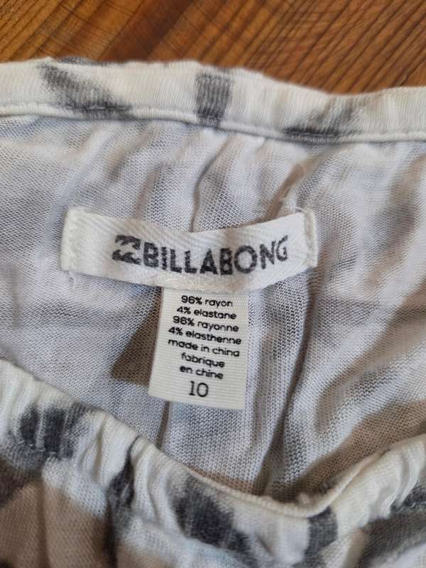Billabong Top - Size 10