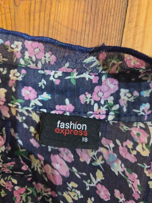 Floral Summer Top - Size 18