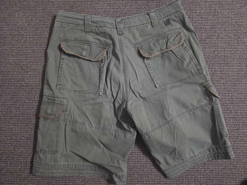 Woolworths Cargo shorts - Size 36 - 100% Cotton - Great Quality