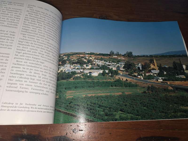The Little Karoo - Die Klein Karoo - Jan Van Tonder / Lanz von Horsten