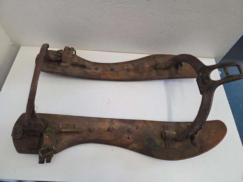Antique Mason & Sons Saddle Frame - Wood and Cast Iron - See pictures