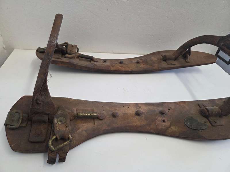 Antique Mason & Sons Saddle Frame - Wood and Cast Iron - See pictures