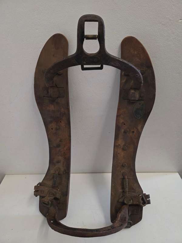 Antique Mason & Sons Saddle Frame - Wood and Cast Iron - See pictures