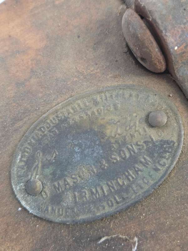Antique Mason & Sons Saddle Frame - Wood and Cast Iron - See pictures