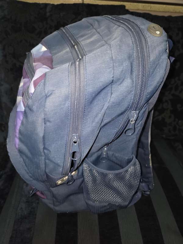 Large Totem Schoolbag in Great condition