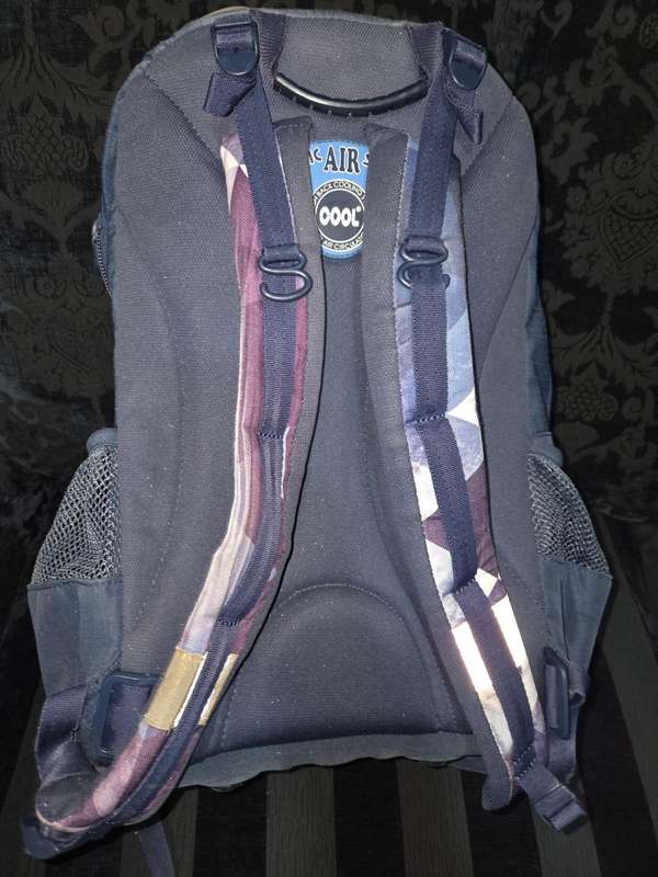 Large Totem Schoolbag in Great condition