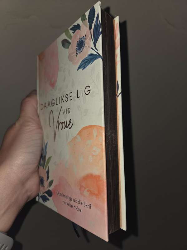 Daaglikse Lig vir Vroue - Oordenkings uit die Skrif vir elke môre - Nuut