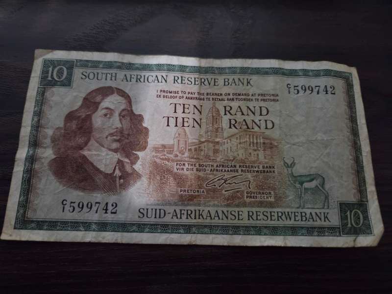G Rissik R10 note