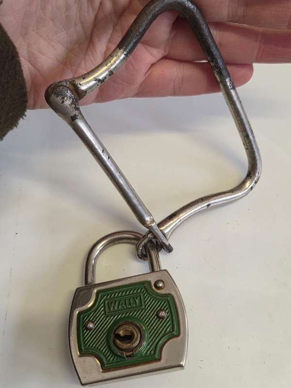 Vintage Cuff and vintage lock - no key