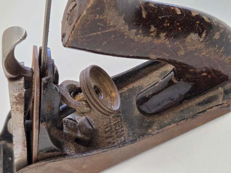 Vintage Stanley Bailey No. 8 Plane with Record blade