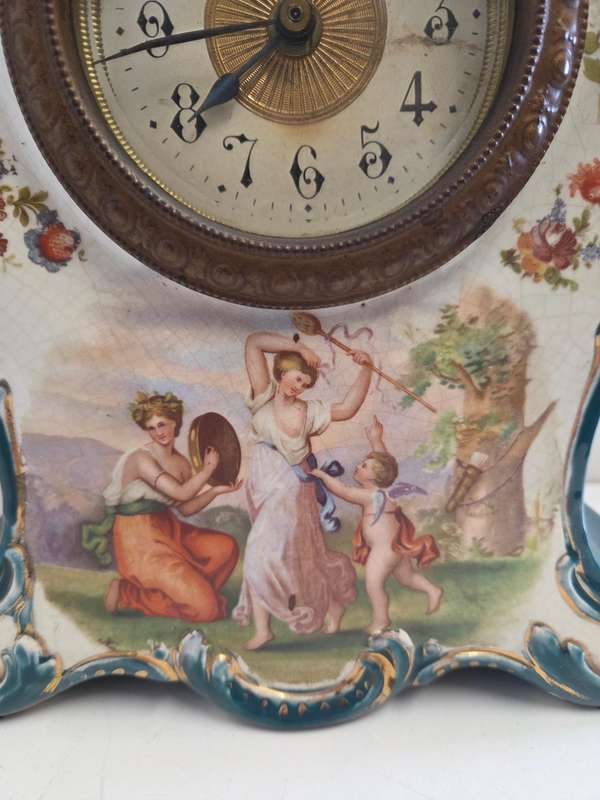 Beautiful Vintage Porcelain Ornamental Clock with gold detail - clock might need repairs