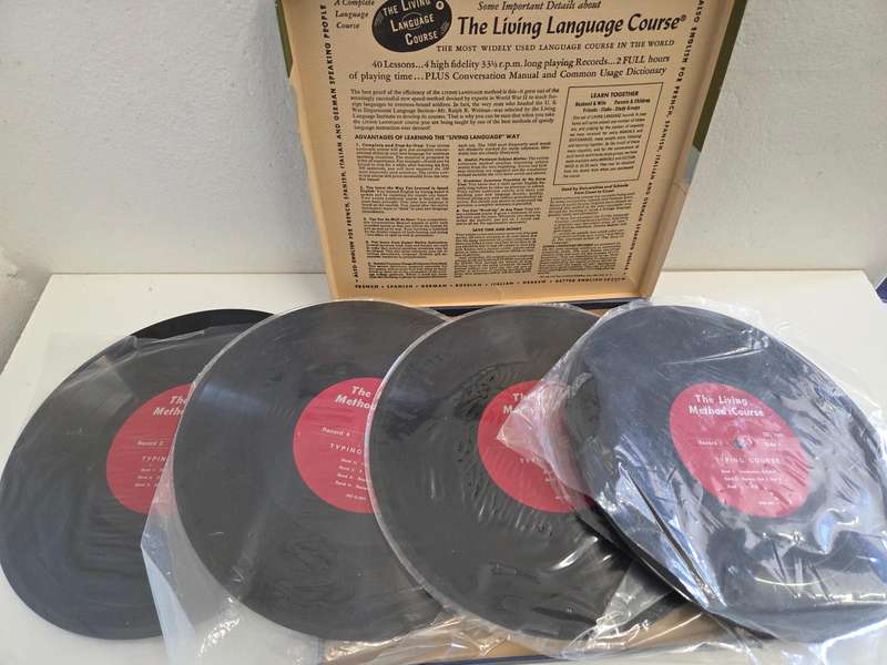 Vintage - The Living Method Typing Course by Lewis Robins and Reed Harris - 4 LP set