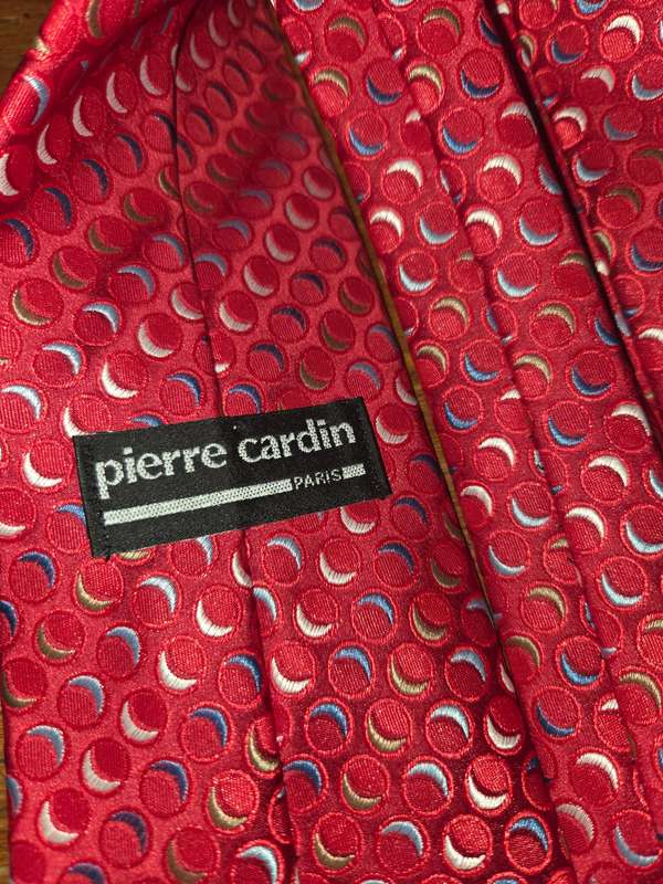 Beautiful Pierre Cardin Tie
