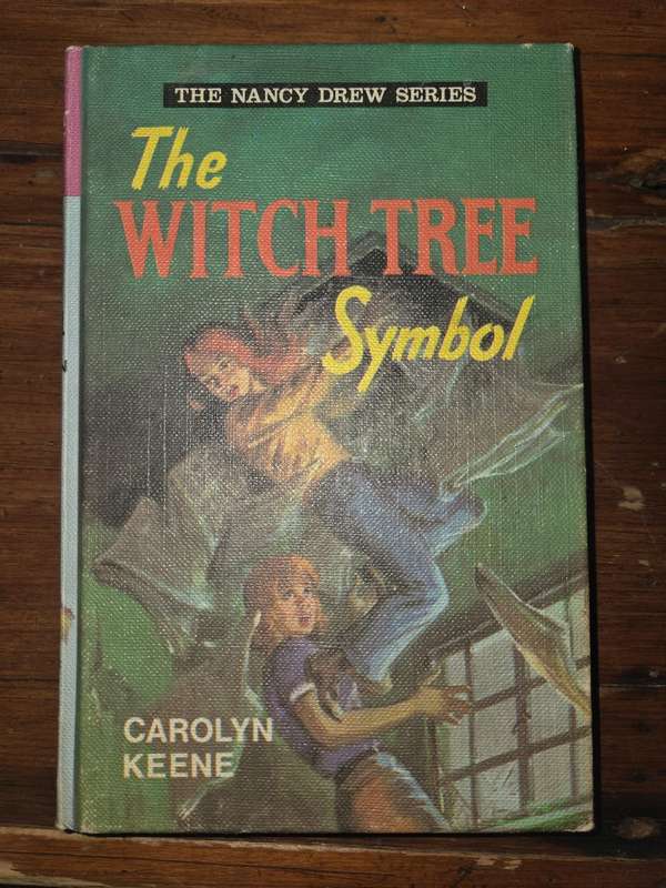The Nancy Drew Series - The Witch Tree Symbol - Carolyn Keene