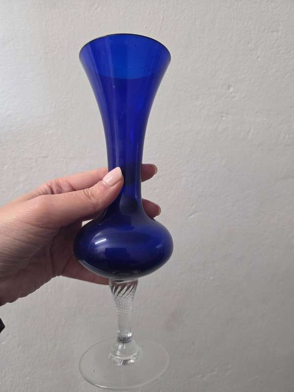 Beautiful Vintage Glass Vase - Blue - Height - 23cm