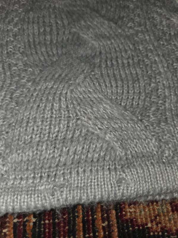 Grey Knitwear- Size Small - Good condition- I removed the cord at the bottom