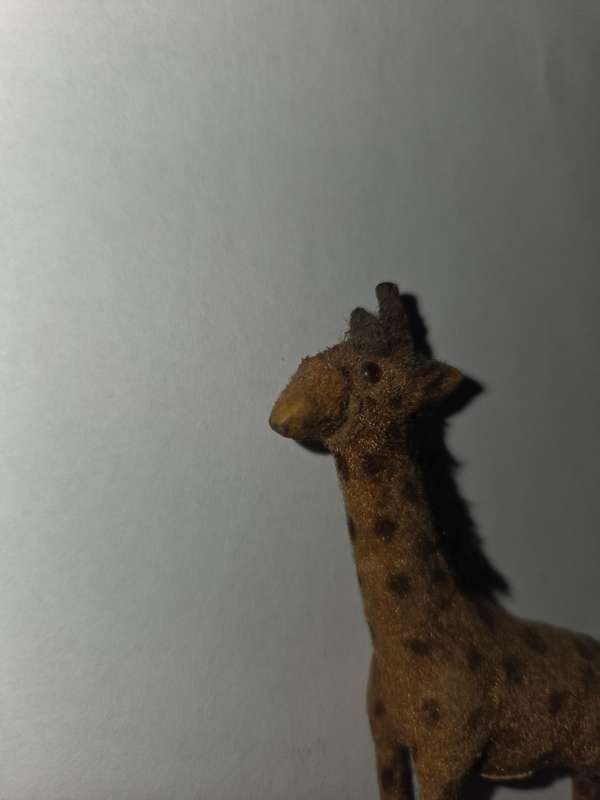 Vintage Wagner Kunstlerschutz Flocked miniature animal figurine - Giraffe - West Germany