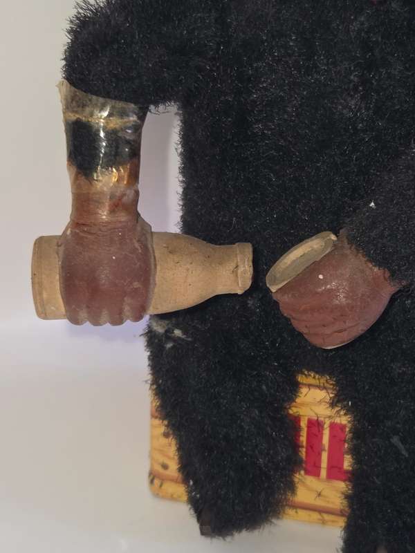 Vintage 1050's Nomura wind up bear - See pictures for condition