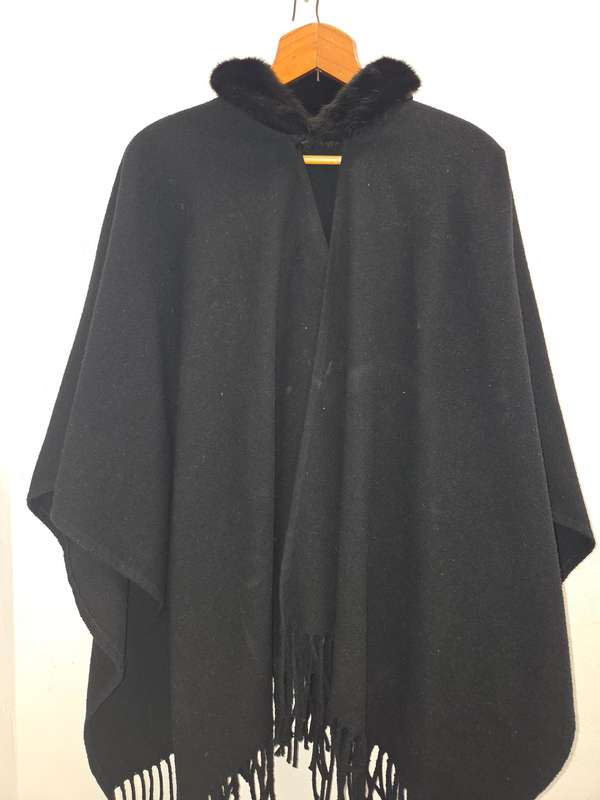 Black shawl \ throw with fake fur collar