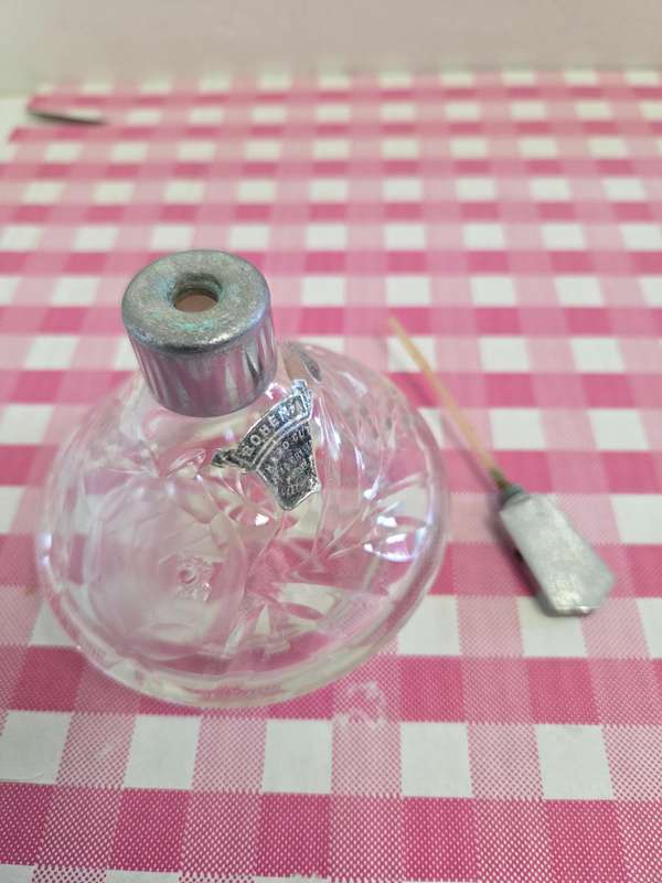 Antique Bohemian Crystal perfume bottle - See pictures