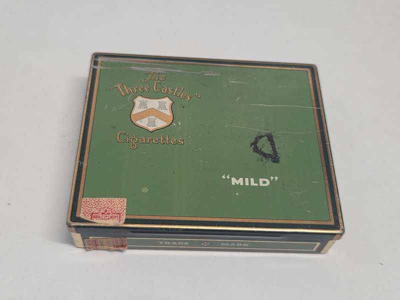 Vintage Cigarette Tin - The Three Castles Cigarettes