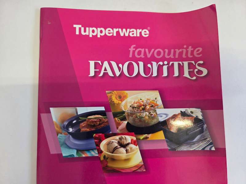 Tupperware Favourite Favourites - Recipe Book