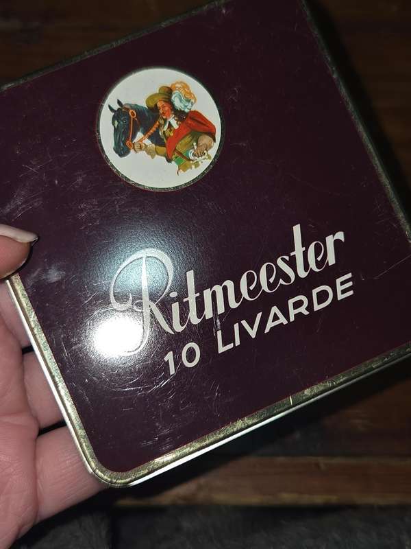 Ritmeester Cigarette tin