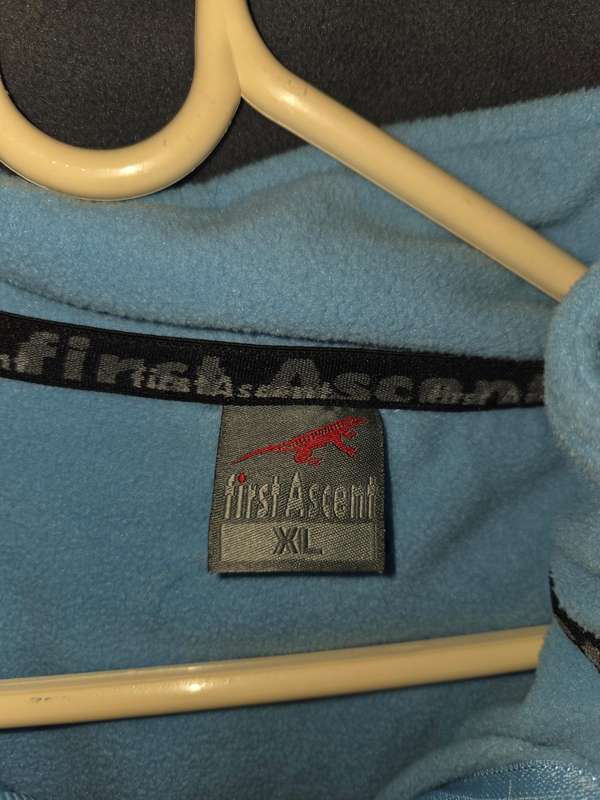 First Ascent Vapour-Tex warm double Jacket (Has an inner jacket that can be zipped off) Size XL