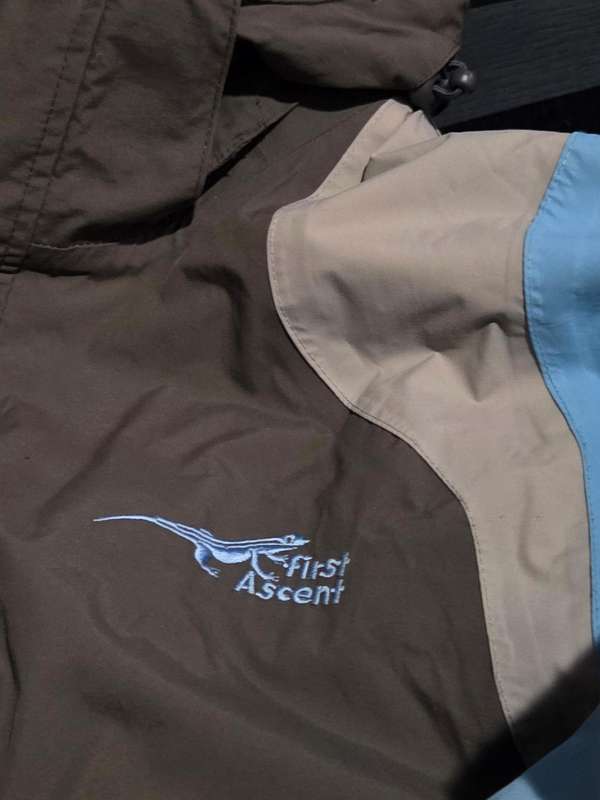 First Ascent Vapour-Tex warm double Jacket (Has an inner jacket that can be zipped off) Size XL