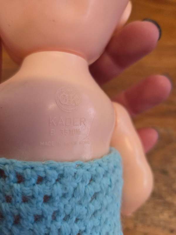 Vintage Kader doll with moving eyes and tongue - 26cm