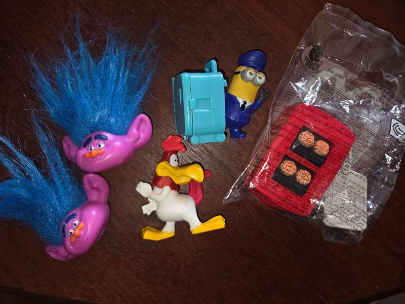 5 x MacDonald's Toys -  incl. Trolls, Minions, etc.